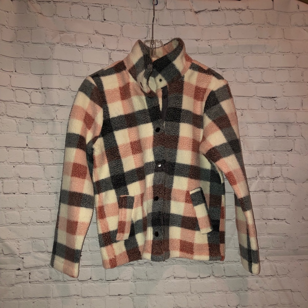 NWT Maurices Sherpa shacket. Size Small